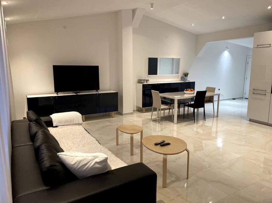 Апартаменти Lux House Olga Рума Екстер'єр фото